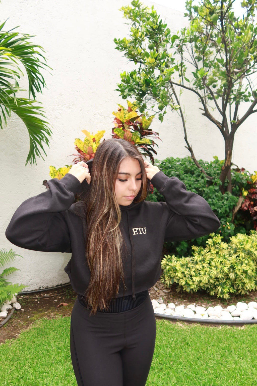 Cropped Fleece Hoodie
